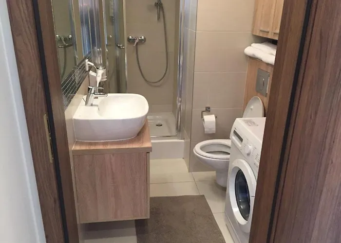 B9 Marina Jastrzębia Góra